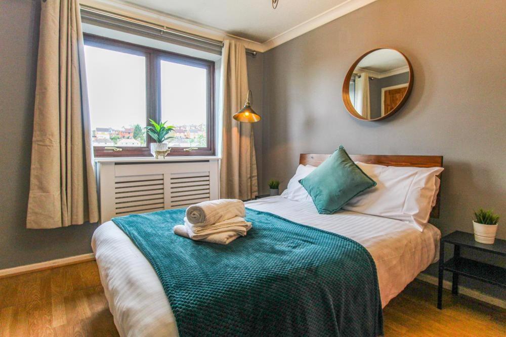 Comfortable 2 Bedroom House With Free Parking Nottingham Esterno foto