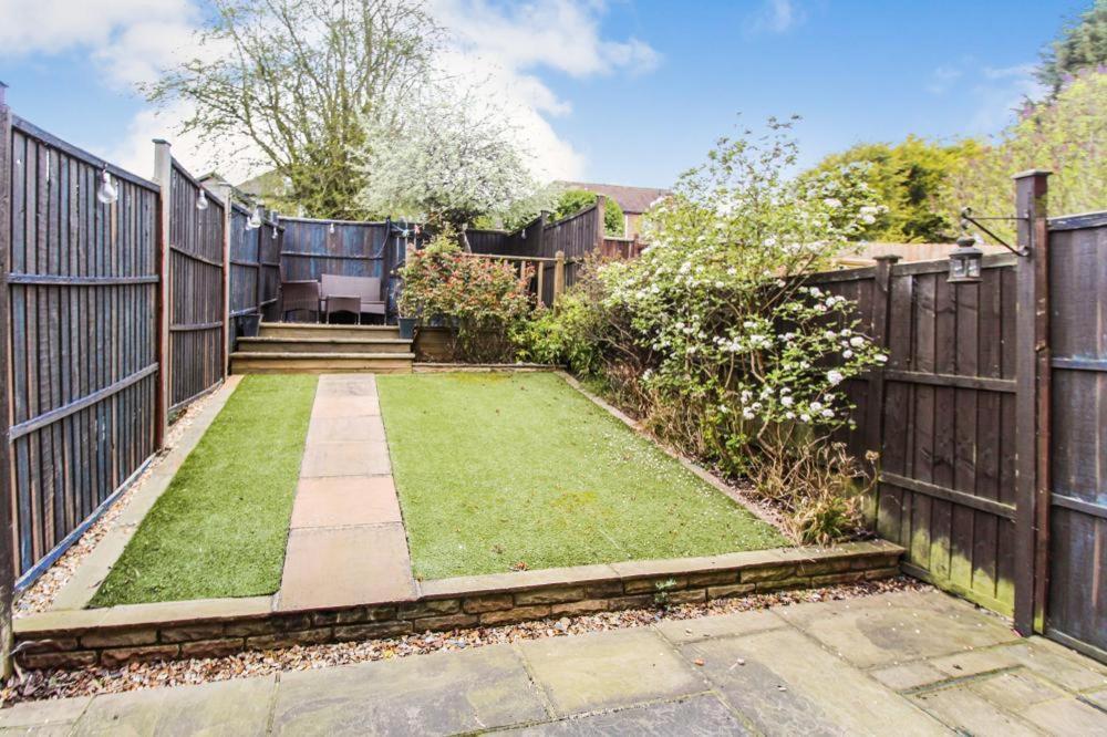 Comfortable 2 Bedroom House With Free Parking Nottingham Esterno foto
